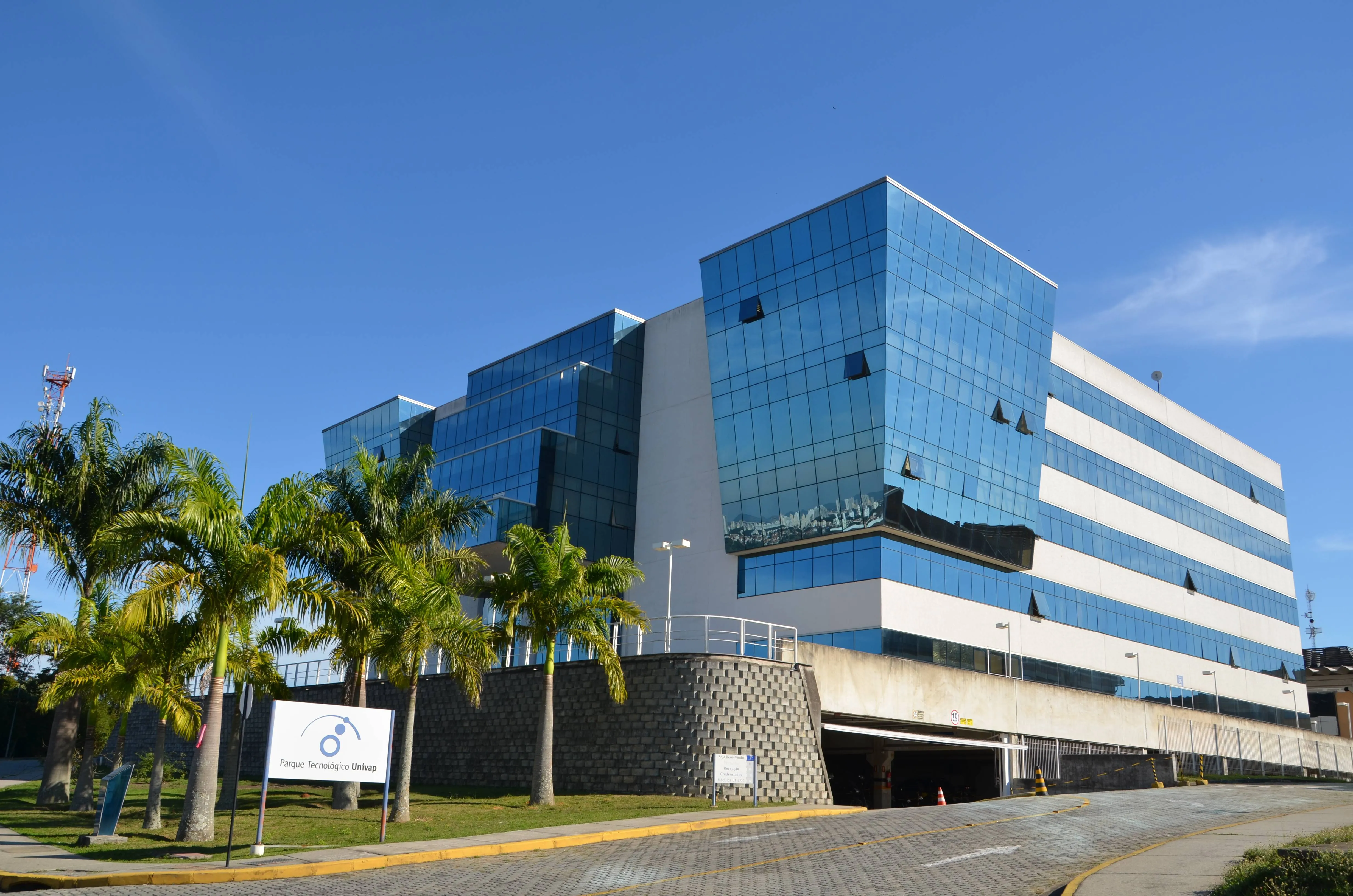 Parque Tecnológico Univap · Entrada Principal