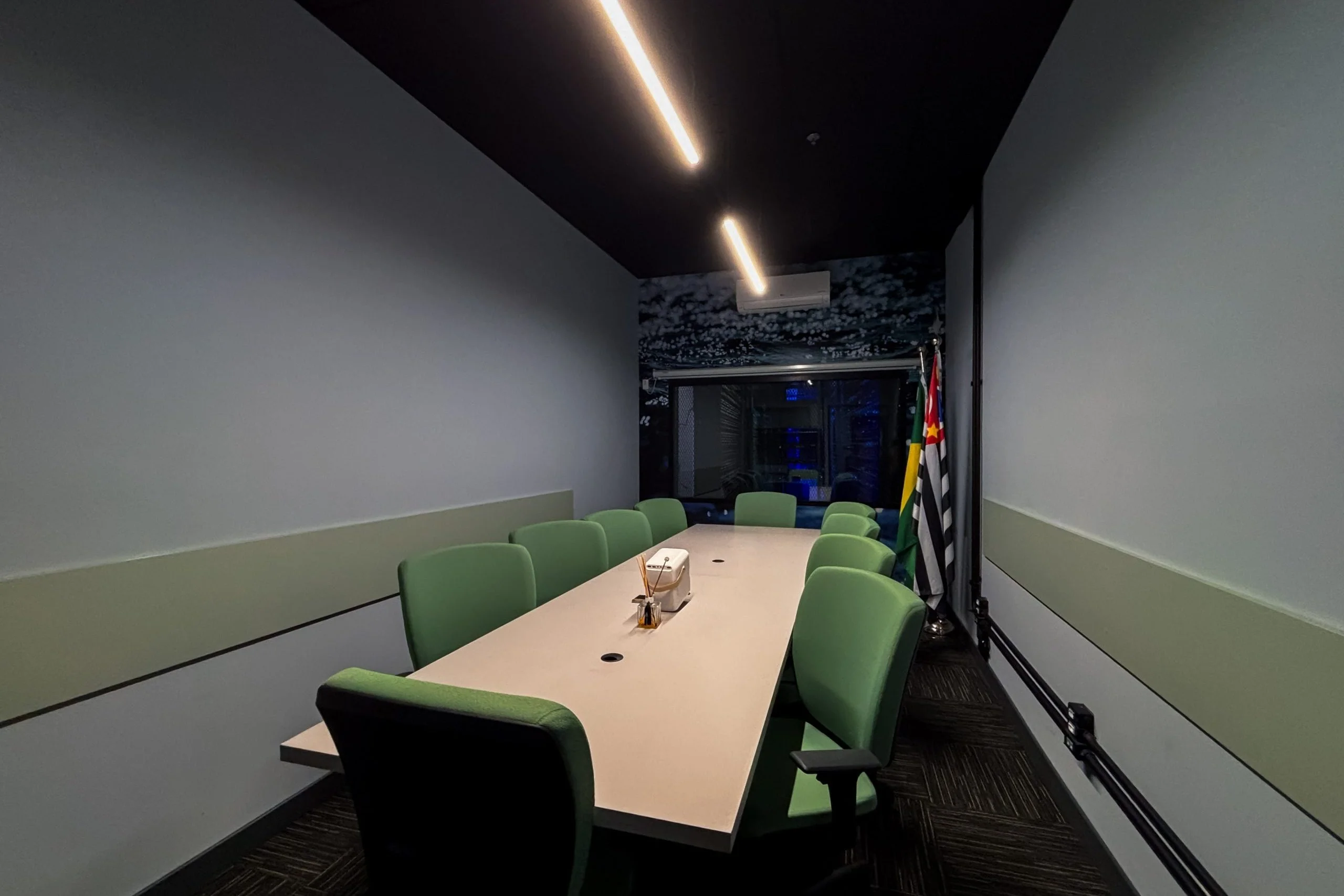 Sala Akvo · Ambiente Físico
